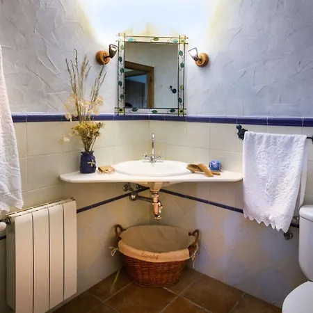 Reul Alto Cortijos Rurales Casa rural Laroya
